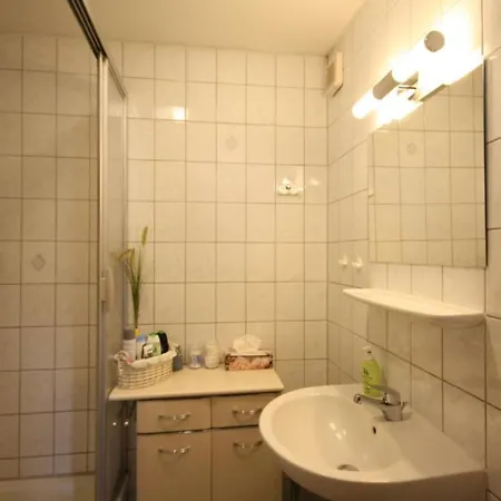 Silberglanz By Interhome *